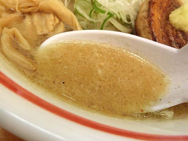 ニンニク味噌ラーメンのスープ