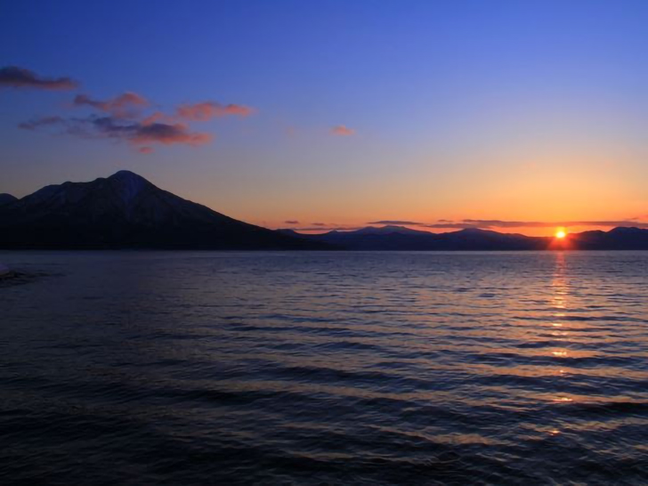 支笏湖の夕景