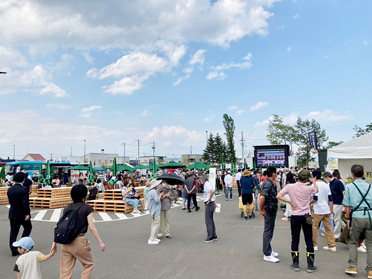 ガーデンフェスタ北海道2022の休憩広場