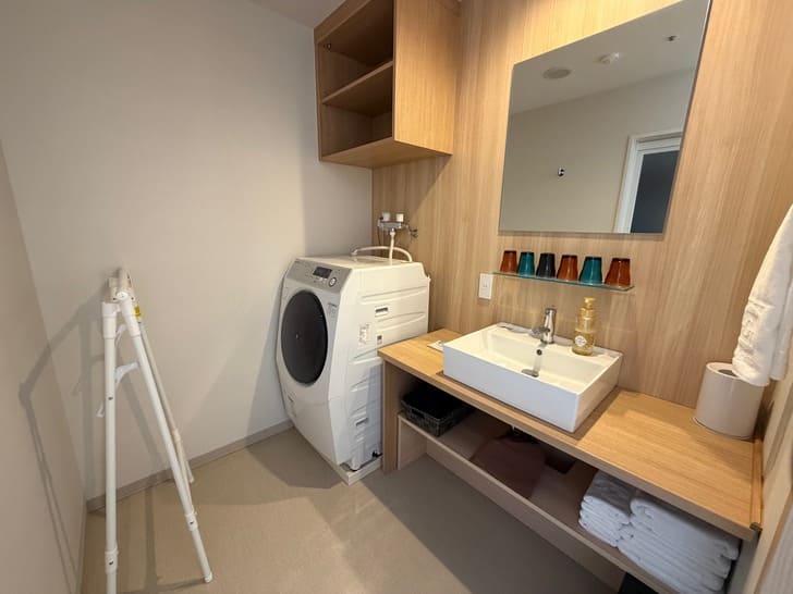 プレミアムファミリールーム_洗面所