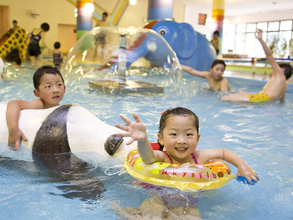 第一滝本館 プール