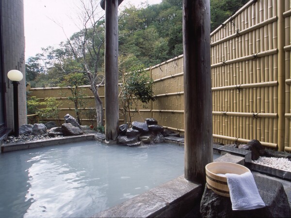 花鐘亭はなや 露天風呂